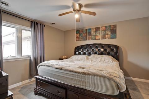 1285 E River Dr, Des Plaines, IL 60018 photo 24