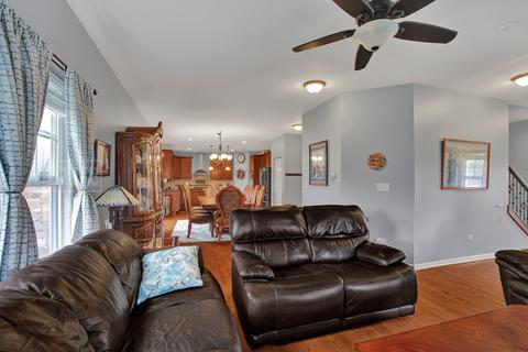 440 E Frontier Dr, Minooka, IL 60447 photo 12