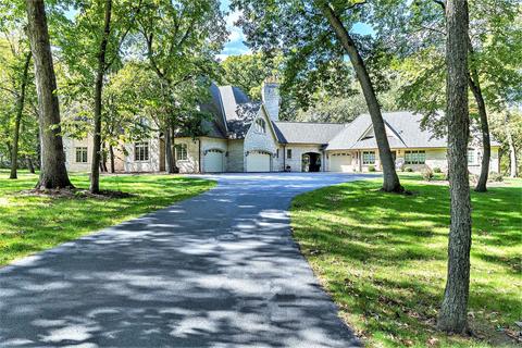 33 W644 White Thorne Rd, Wayne, IL 60184 photo 6