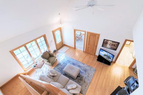 33 W644 White Thorne Rd, Wayne, IL 60184 photo 48