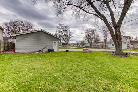 1073 Maple St, Aurora, IL 60506 photo 11