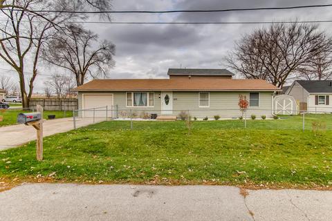 1073 Maple St, Aurora, IL 60506 photo 1