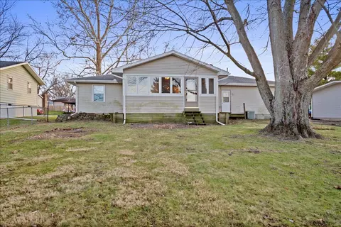 202 E Douglas St, Carlock, IL 61725 photo 26
