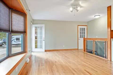 202 E Douglas St, Carlock, IL 61725 photo 6