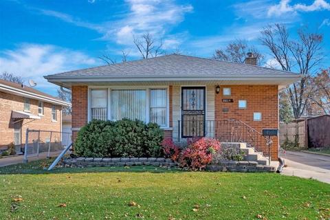 8025 Massasoit Ave, Burbank, IL 60459 photo 1