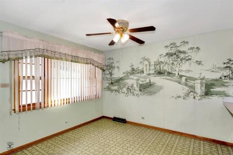 8025 Massasoit Ave, Burbank, IL 60459 photo 6
