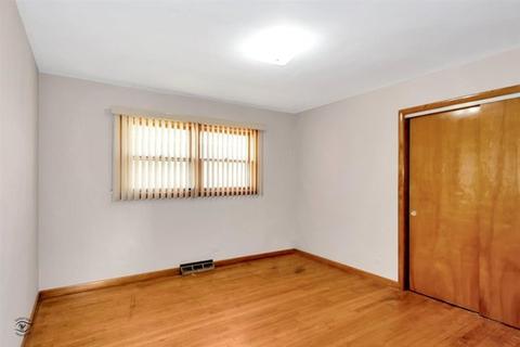 8025 Massasoit Ave, Burbank, IL 60459 photo 10