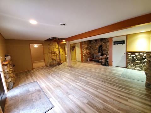 973 W Devils Backbone Rd, Oregon, IL 61061 photo 14