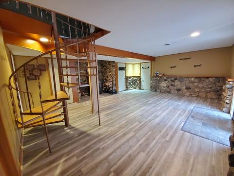 973 W Devils Backbone Rd, Oregon, IL 61061 photo 13