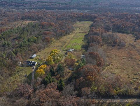 973 W Devils Backbone Rd, Oregon, IL 61061 photo 33