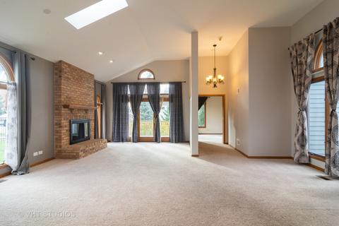 5521 Amanda Ct, Rolling Meadows, IL 60008 photo 3