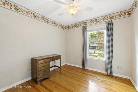 63 Willow Trl, Wheeling, IL 60090 photo 13