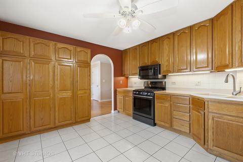 63 Willow Trl, Wheeling, IL 60090 photo 8