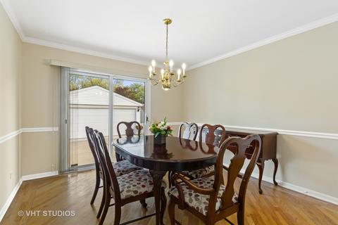 63 Willow Trl, Wheeling, IL 60090 photo 4
