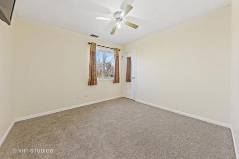 105 Forest Park Ln, Hoffman Estates, IL 60169 photo 11
