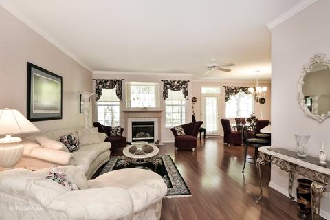 6 Rose Hill Ct, Algonquin, IL 60102 photo 2