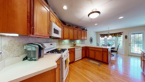 13621 Rockefeller Cir, Plainfield, IL 60544 photo 10