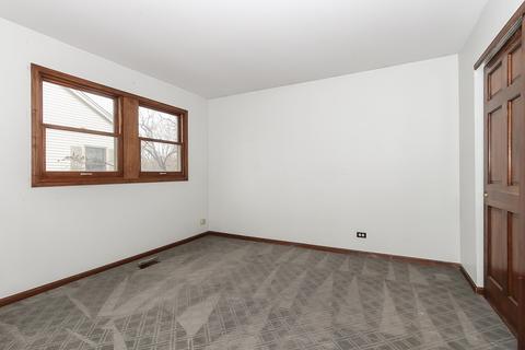 3920 Bordeaux Dr, Hoffman Estates, IL 60192 photo 25