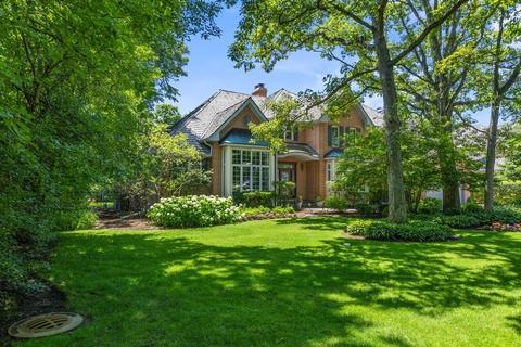 1213 Maple Ln, Glenview, IL 60025 photo 1