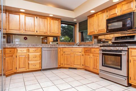 18613 Willow Ln, Lansing, IL 60438 photo 13