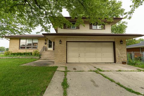 3504 Plum Grove Dr, Rolling Meadows, IL 60008 photo 2