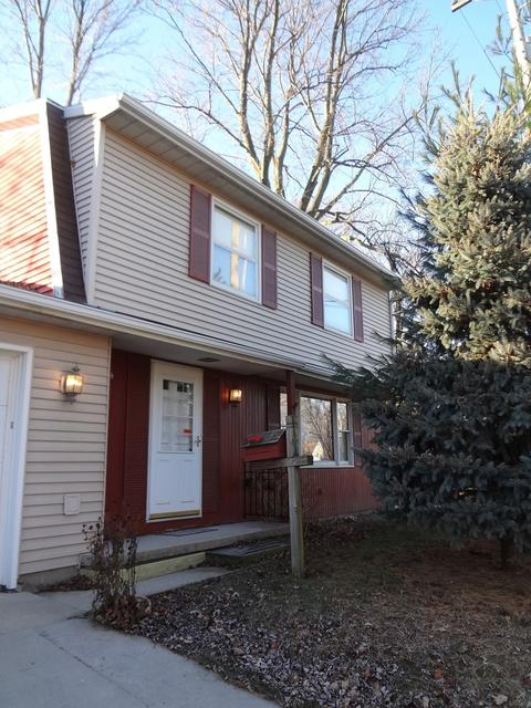 1104 E White St, Clinton, IL 61727 photo 8