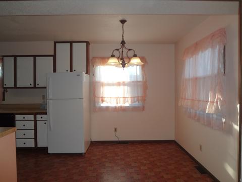 1104 E White St, Clinton, IL 61727 photo 14
