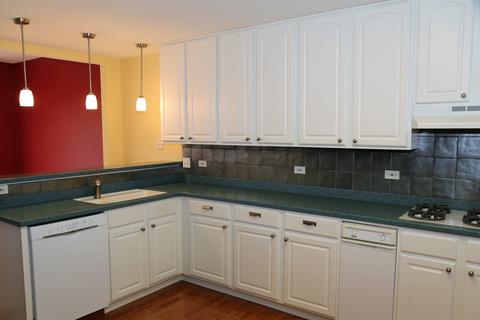 2152 Yale Cir, Hoffman Estates, IL 60192 photo 6