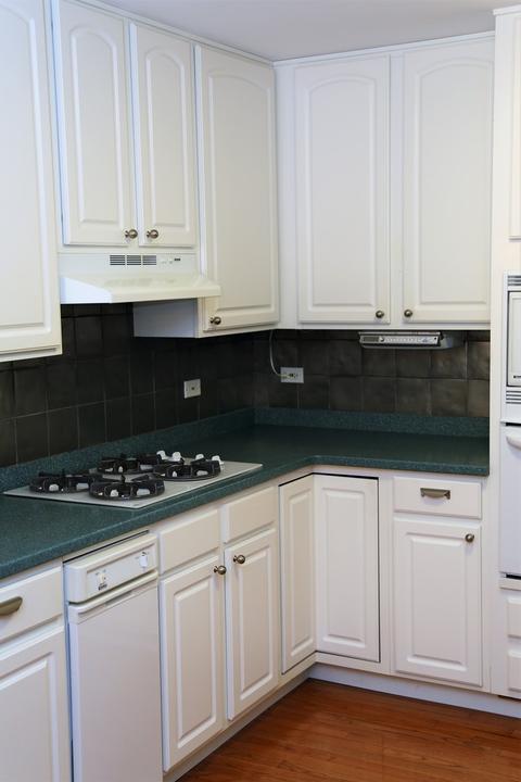 2152 Yale Cir, Hoffman Estates, IL 60192 photo 8