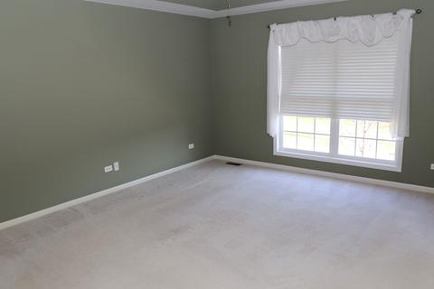 2152 Yale Cir, Hoffman Estates, IL 60192 photo 16