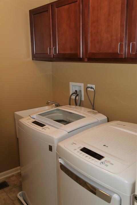 2152 Yale Cir, Hoffman Estates, IL 60192 photo 14