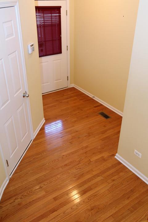 2152 Yale Cir, Hoffman Estates, IL 60192 photo 22