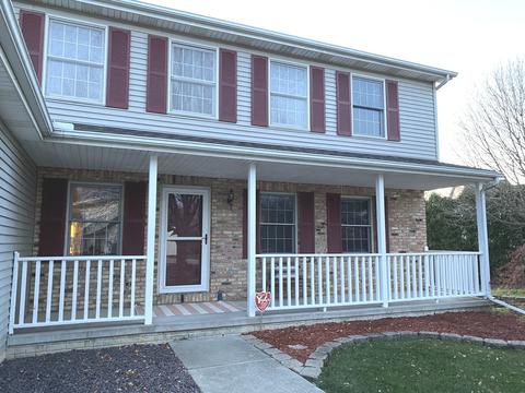 23 Hayloft Rd, Bloomington, IL 61704 photo 2