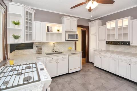 2006 E Oakland Ave, Bloomington, IL 61701 photo 25