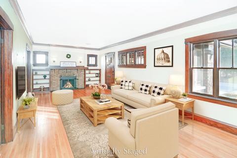 2006 E Oakland Ave, Bloomington, IL 61701 photo 5