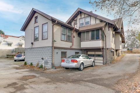 604 Emerson St, Bloomington, IL 61701 photo 7