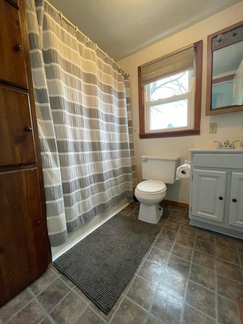 118 N Cedar St, Gardner, IL 60424 photo 9