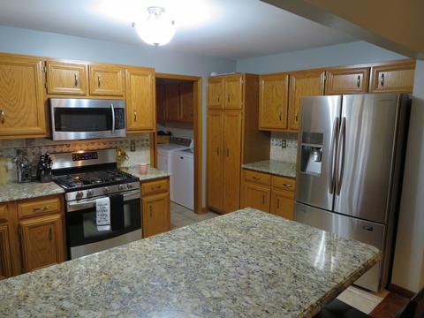 412 Feeney Dr, Minooka, IL 60447 photo 13