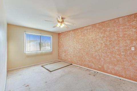 867 Cambridge Pl, Wheeling, IL 60090 photo 10