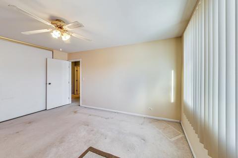 867 Cambridge Pl, Wheeling, IL 60090 photo 11