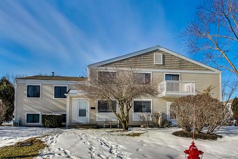 867 Cambridge Pl, Wheeling, IL 60090 photo 1