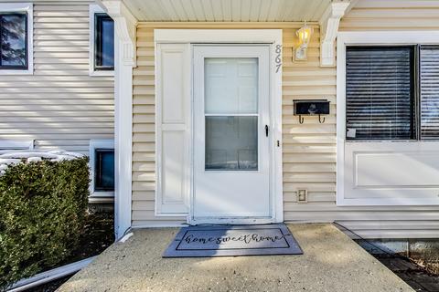 867 Cambridge Pl, Wheeling, IL 60090 photo 21