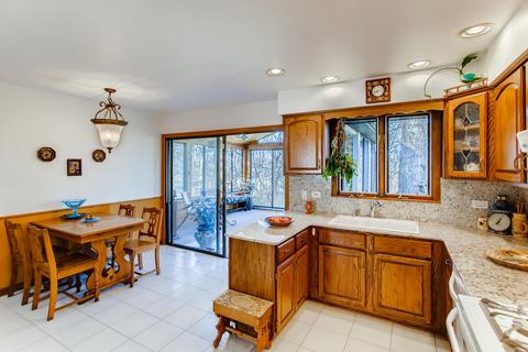 17 W178 87th St, Willowbrook, IL 60527 photo 7