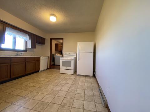 901 Logan St, Chenoa, IL 61726 photo 10