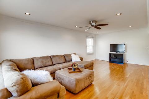1400 Michael Ct, Hoffman Estates, IL 60192 photo 8