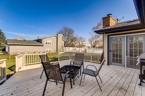 1400 Michael Ct, Hoffman Estates, IL 60192 photo 17