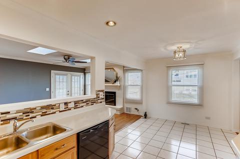 1400 Michael Ct, Hoffman Estates, IL 60192 photo 7