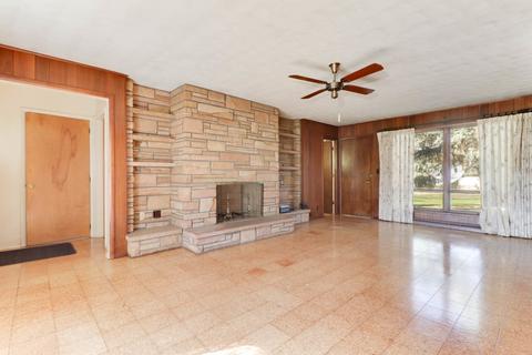 1114 Kern St, Normal, IL 61761 photo 4