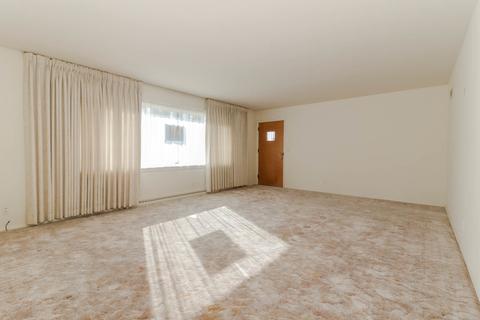 1114 Kern St, Normal, IL 61761 photo 10