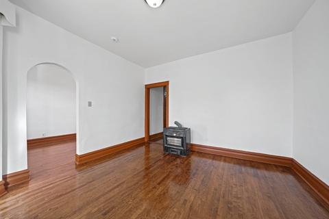 2521 S Avers Ave, Chicago, IL 60623 photo 7